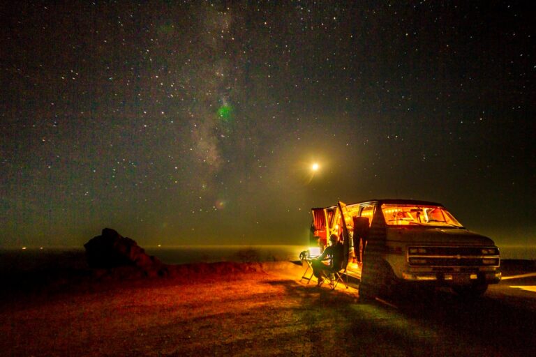 Van Life Aesthetic: Rugged Meets Beautiful